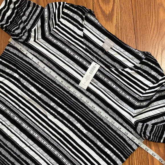 Chico’s woman’s knit top, striped, rushed side, back white short sleeve sz 2-L - Picture 9 of 12